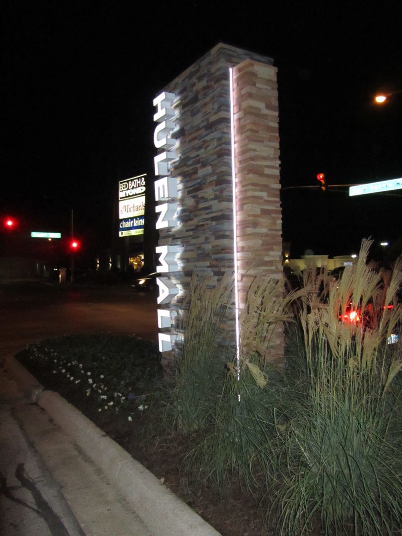 Hulen Lighted